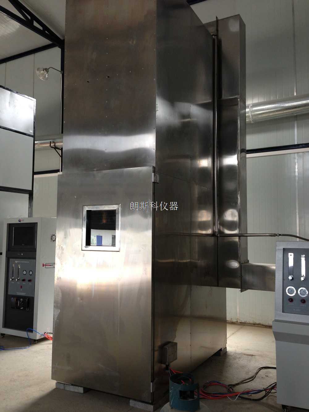 成束電線電纜燃燒試驗機1.jpg 成束電線電纜燃燒試驗機1.jpg